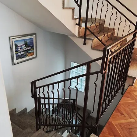 Prázdninový dům Family House *