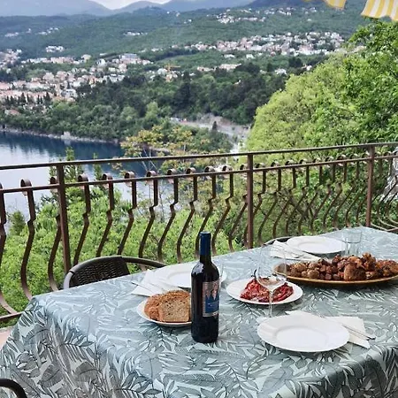 Family House Σπίτι διακοπών *